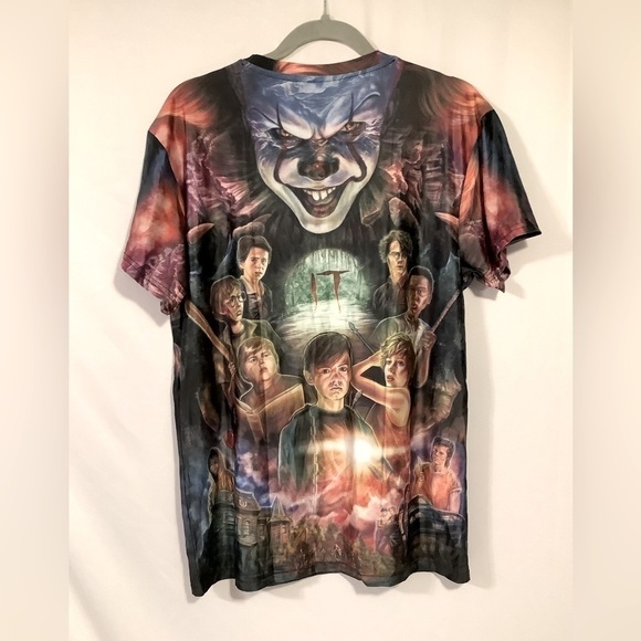 BAY Club IT Horror Movie Allover Print T-Shirt NWOT - Picture 2 of 3